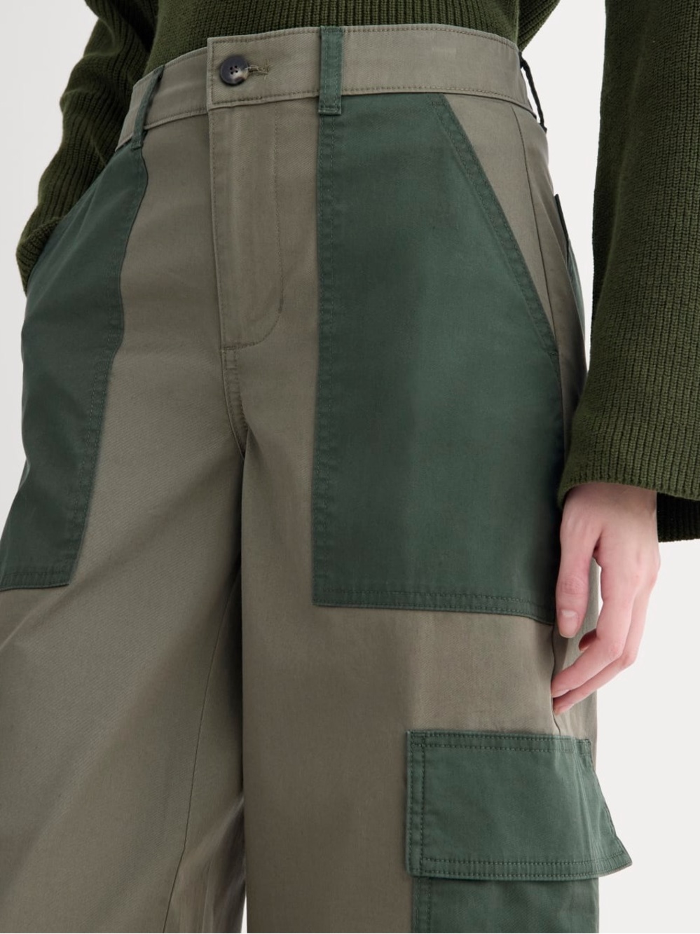 EVERLANE NWOT The Utility Cargo Pant Barrel Leg Colorblock KALAMATA / DUFFEL BAG - Picture 3 of 14